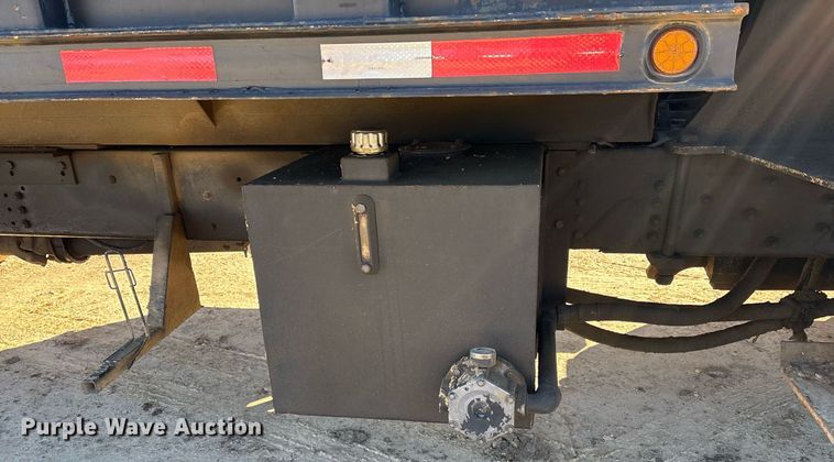 image for item OK9484 1999 GMC Kodiak C7500 grapple crane truck