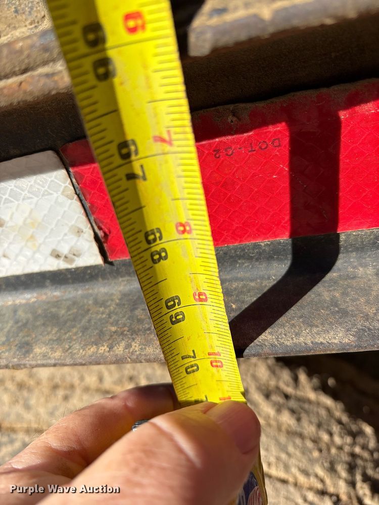 image for item OK9484 1999 GMC Kodiak C7500 grapple crane truck