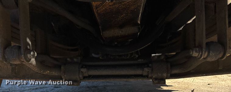 image for item OK9484 1999 GMC Kodiak C7500 grapple crane truck