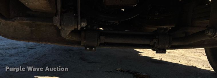 image for item OK9484 1999 GMC Kodiak C7500 grapple crane truck