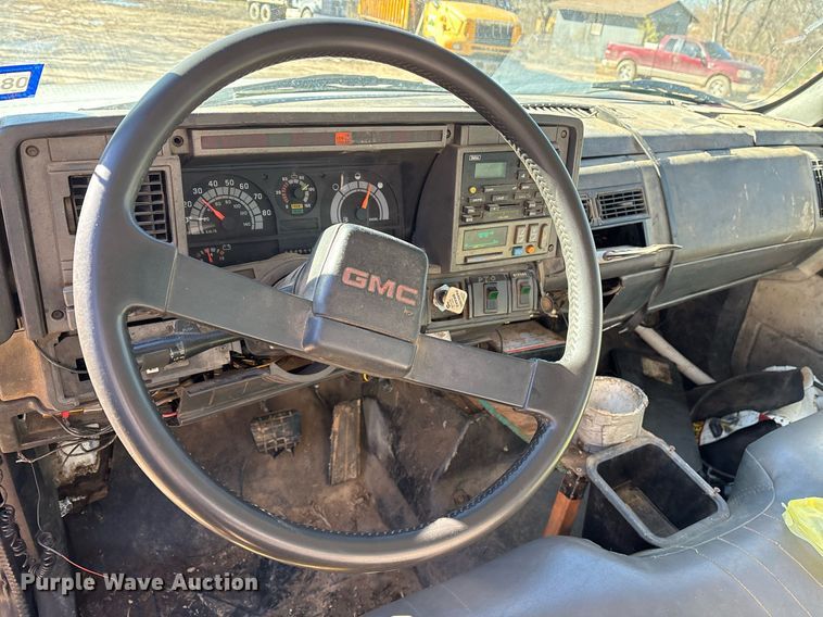 image for item OK9484 1999 GMC Kodiak C7500 grapple crane truck