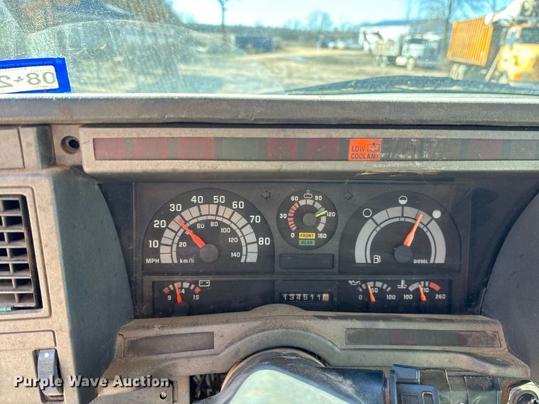 image for item OK9484 1999 GMC Kodiak C7500 grapple crane truck