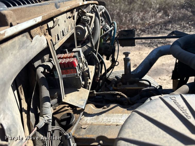 image for item OK9484 1999 GMC Kodiak C7500 grapple crane truck