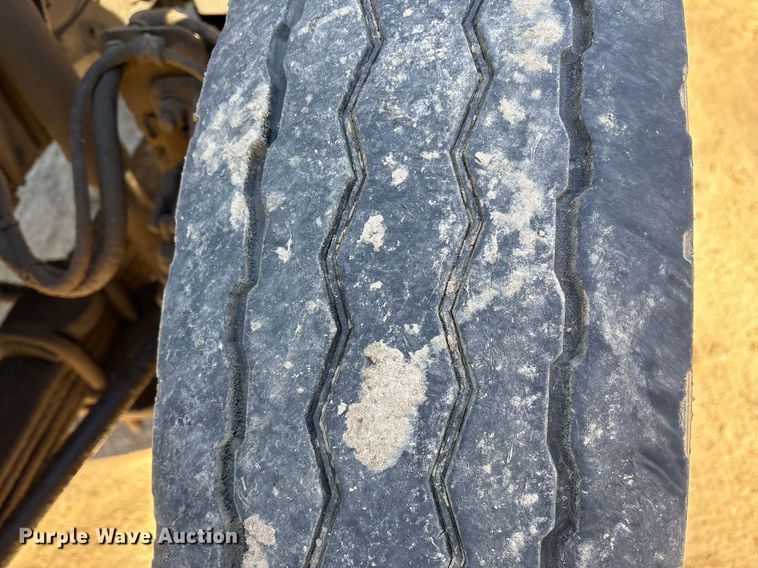 image for item OK9484 1999 GMC Kodiak C7500 grapple crane truck