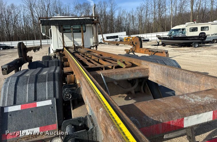 image for item YA0162 2006 Mack CV713 Granite roll-off container truck