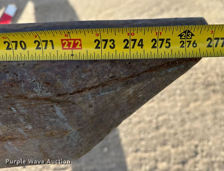 image for item YA0162 2006 Mack CV713 Granite roll-off container truck