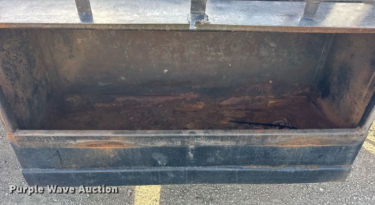 image for item YA0162 2006 Mack CV713 Granite roll-off container truck