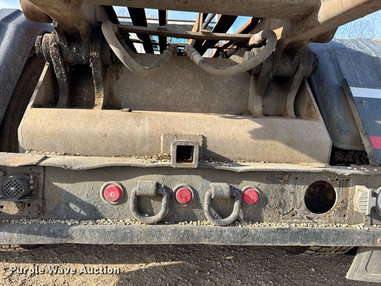 image for item YA0162 2006 Mack CV713 Granite roll-off container truck