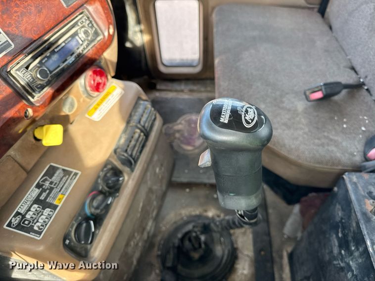 image for item YA0162 2006 Mack CV713 Granite roll-off container truck