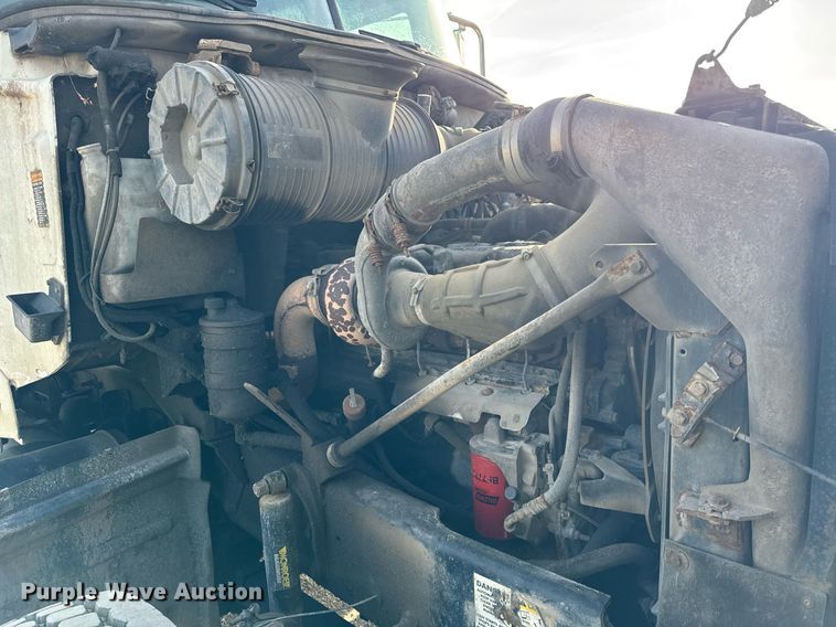 image for item YA0162 2006 Mack CV713 Granite roll-off container truck