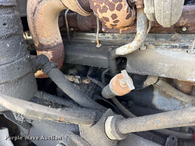 image for item YA0162 2006 Mack CV713 Granite roll-off container truck