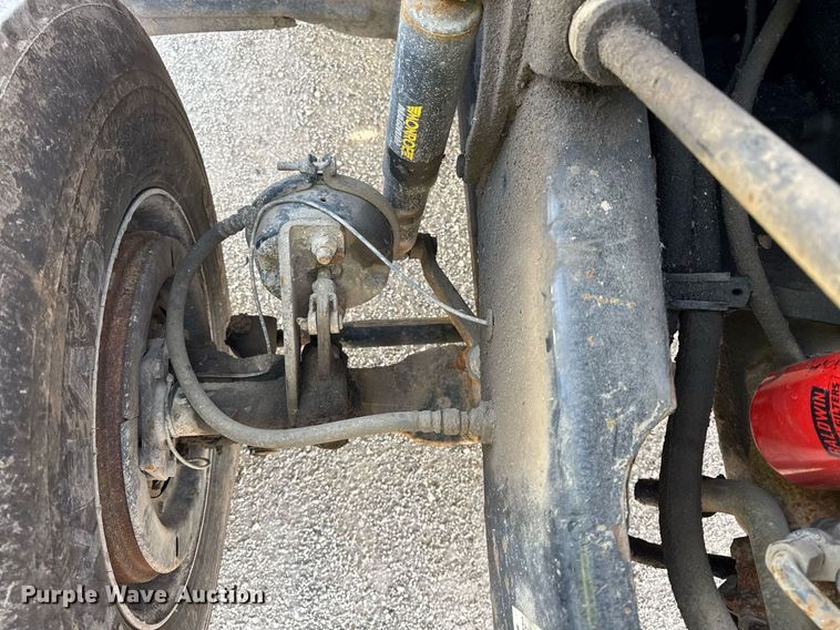 image for item YA0162 2006 Mack CV713 Granite roll-off container truck