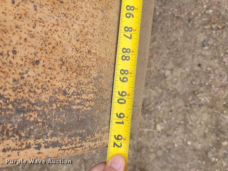 image for item DN3666 1991 Rosco RB-38 broom