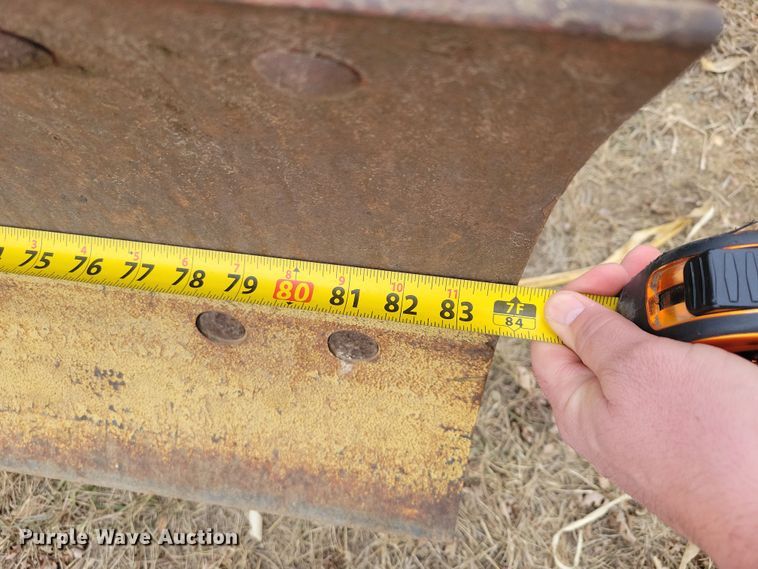 image for item DN3666 1991 Rosco RB-38 broom