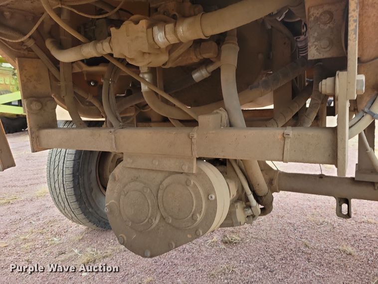 image for item DN3666 1991 Rosco RB-38 broom