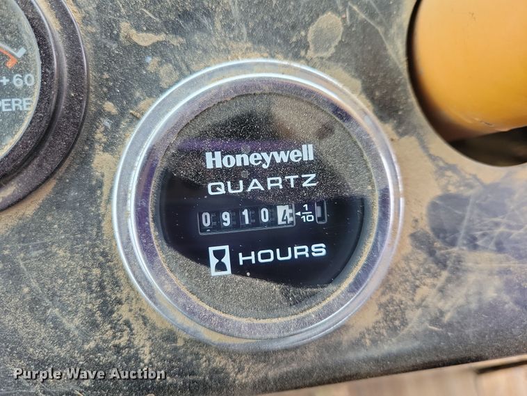 image for item DN3666 1991 Rosco RB-38 broom