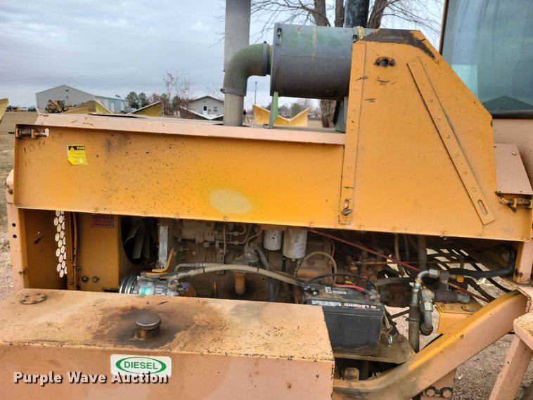 image for item DN3666 1991 Rosco RB-38 broom