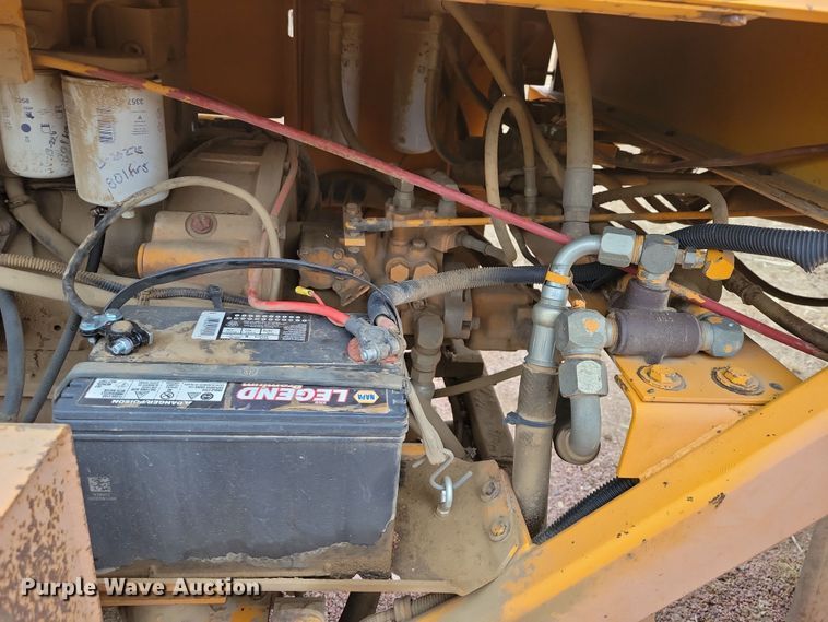 image for item DN3666 1991 Rosco RB-38 broom