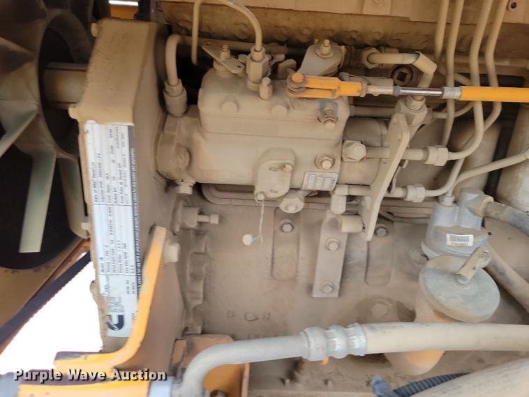 image for item DN3666 1991 Rosco RB-38 broom