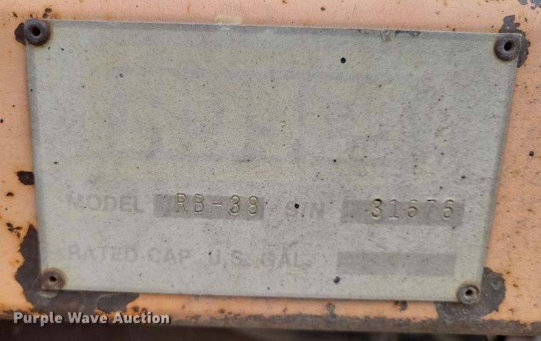 image for item DN3666 1991 Rosco RB-38 broom