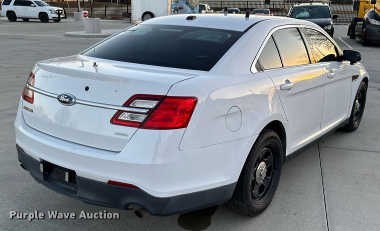 image for item DO0183 2013 Ford Taurus Police Interceptor 