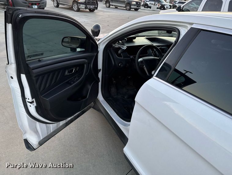image for item DO0183 2013 Ford Taurus Police Interceptor 