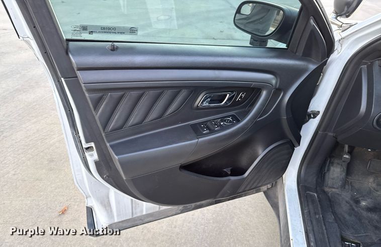 image for item DO0183 2013 Ford Taurus Police Interceptor 