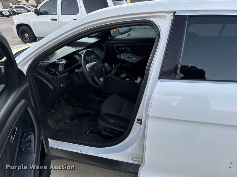 image for item DO0183 2013 Ford Taurus Police Interceptor 