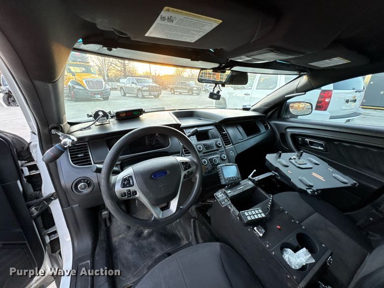 image for item DO0183 2013 Ford Taurus Police Interceptor 