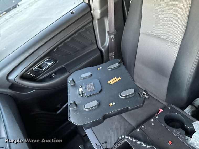 image for item DO0183 2013 Ford Taurus Police Interceptor 