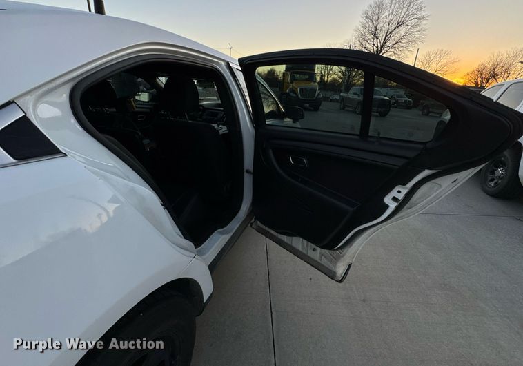 image for item DO0183 2013 Ford Taurus Police Interceptor 