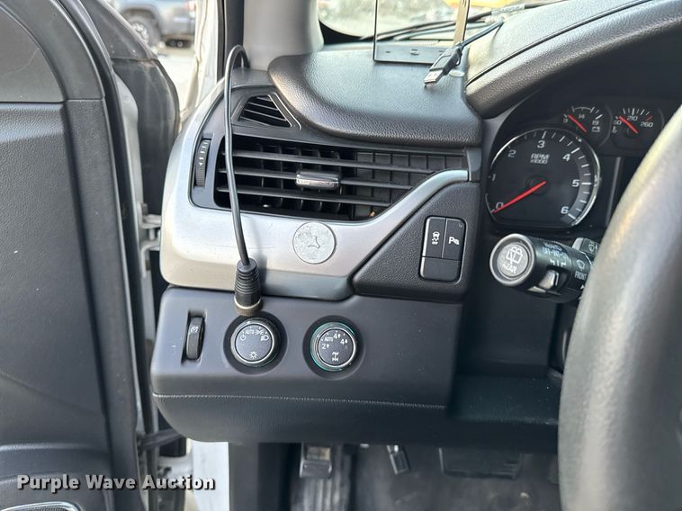 image for item DO0184 2015 Chevrolet Tahoe Police SUV