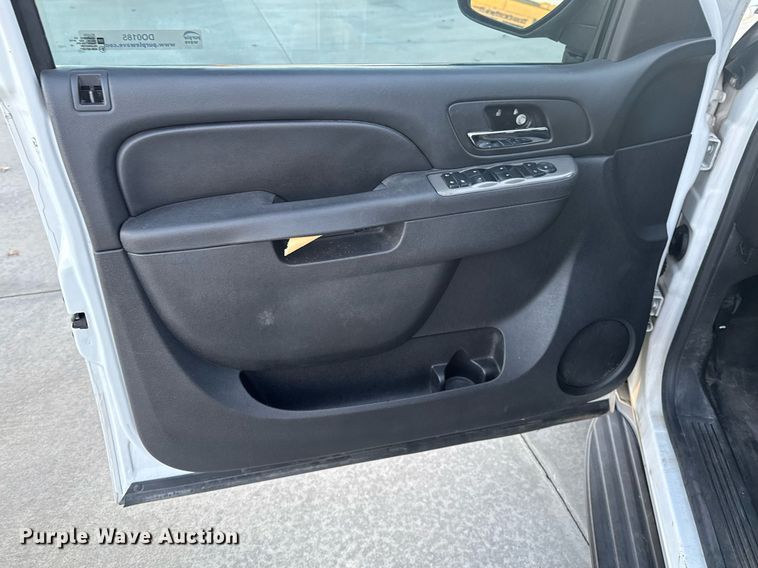 image for item DO0185 2012 Chevrolet Tahoe Police SUV