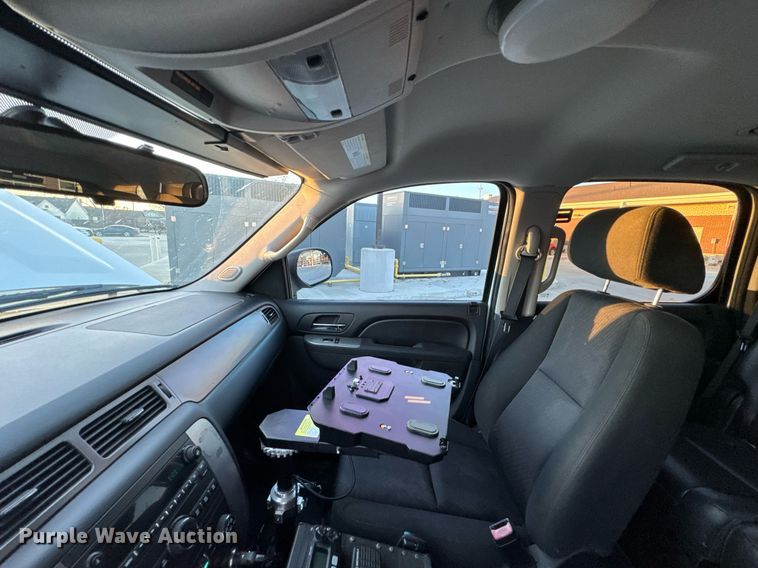 image for item DO0185 2012 Chevrolet Tahoe Police SUV