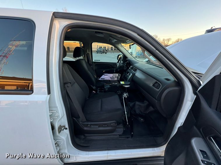 image for item DO0185 2012 Chevrolet Tahoe Police SUV