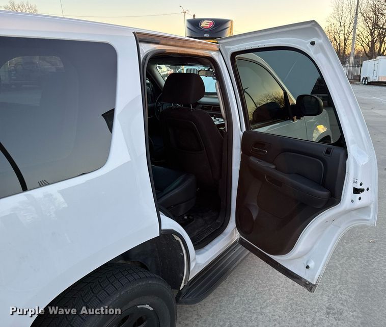 image for item DO0185 2012 Chevrolet Tahoe Police SUV