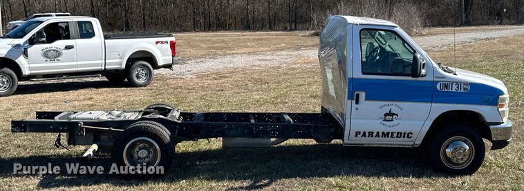 image for item DO0211 2009 Ford E450 van cab and chassis