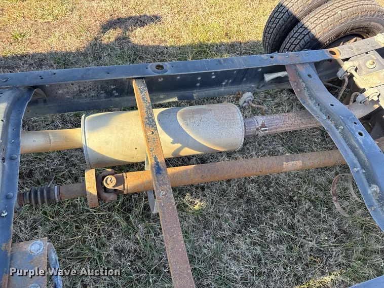 image for item DO0211 2009 Ford E450 van cab and chassis