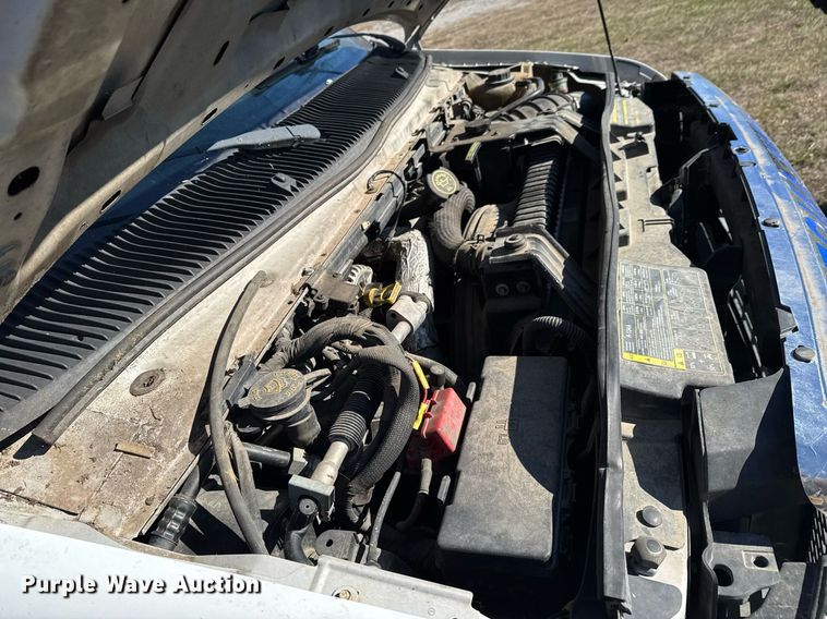 image for item DO0211 2009 Ford E450 van cab and chassis