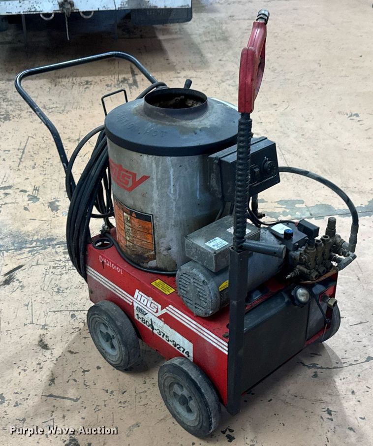 image for item DO0218 Hotsy 560SS pressure washer