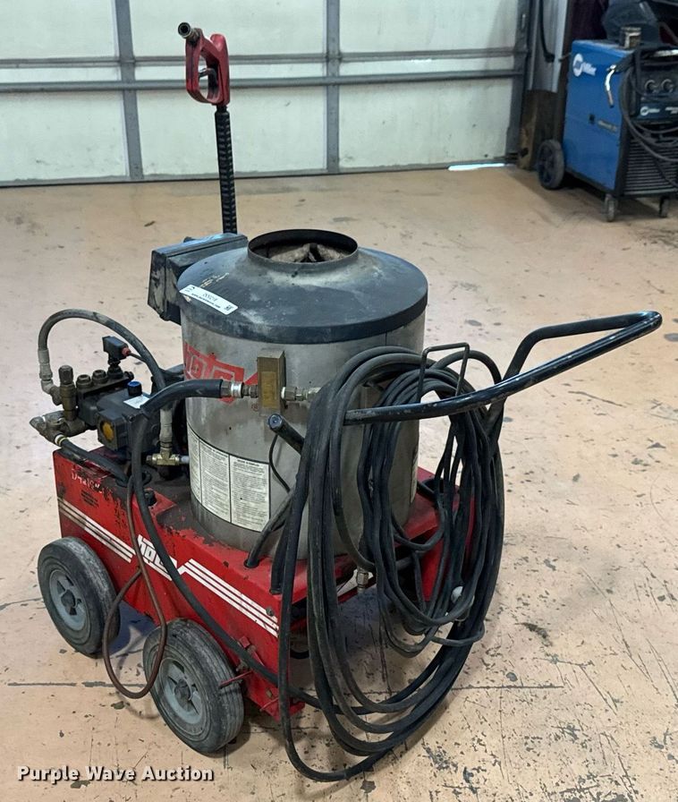 image for item DO0218 Hotsy 560SS pressure washer
