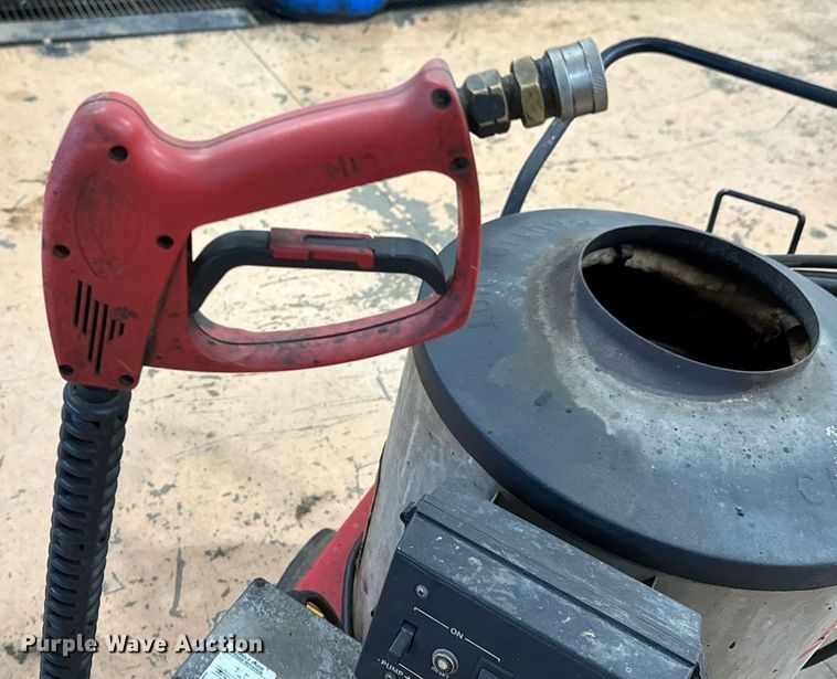 image for item DO0218 Hotsy 560SS pressure washer