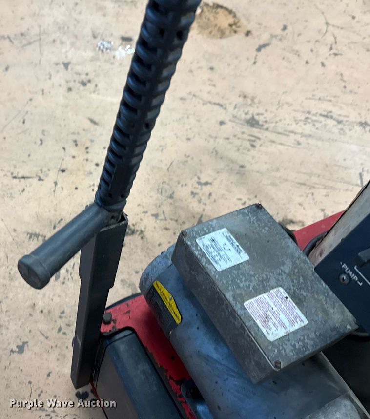 image for item DO0218 Hotsy 560SS pressure washer