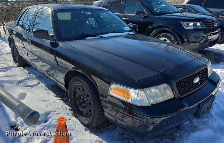 image for item DO7724 2009 Ford Crown Victoria Police Interceptor 