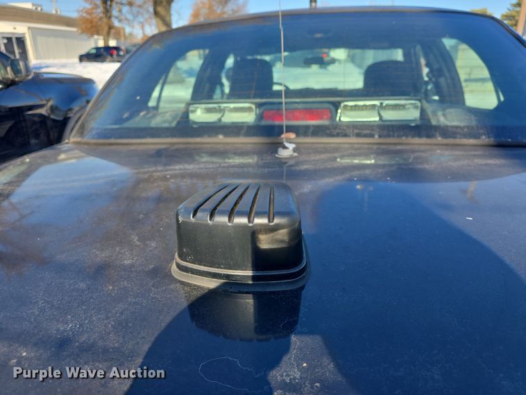 image for item DO7724 2009 Ford Crown Victoria Police Interceptor 