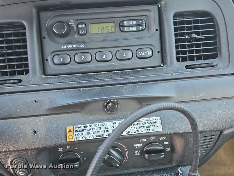 image for item DO7724 2009 Ford Crown Victoria Police Interceptor 