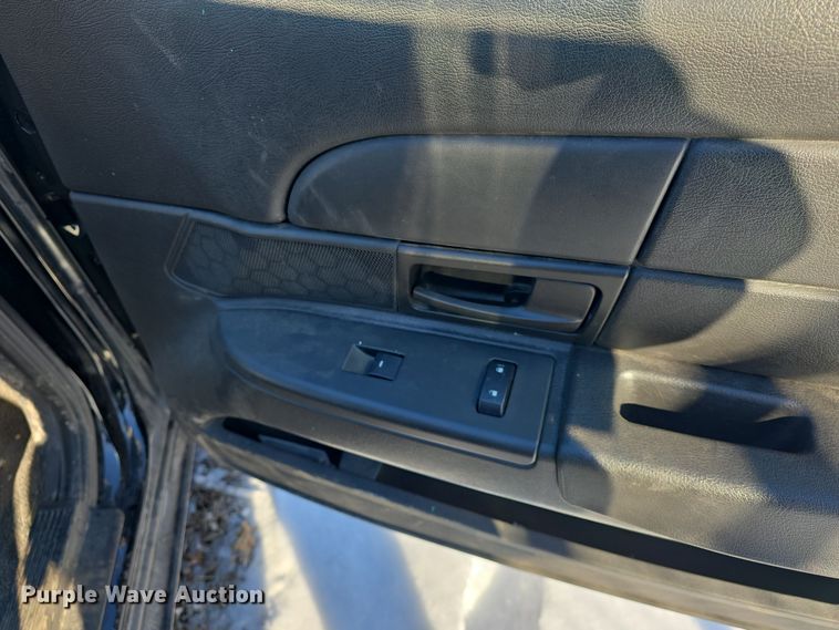 image for item DO7724 2009 Ford Crown Victoria Police Interceptor 