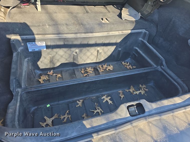 image for item DO7724 2009 Ford Crown Victoria Police Interceptor 