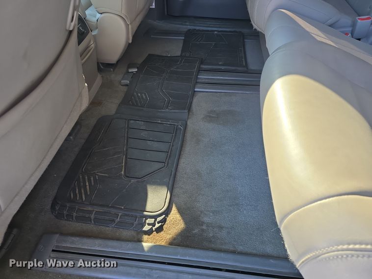 image for item DO7733 2018 Toyota Sienna XLE van