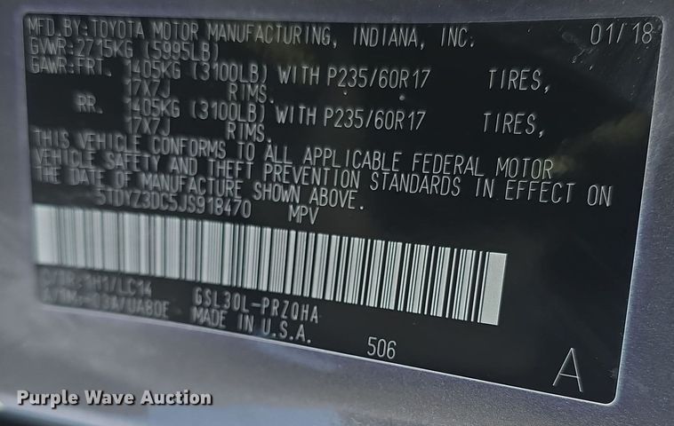 image for item DO7733 2018 Toyota Sienna XLE van